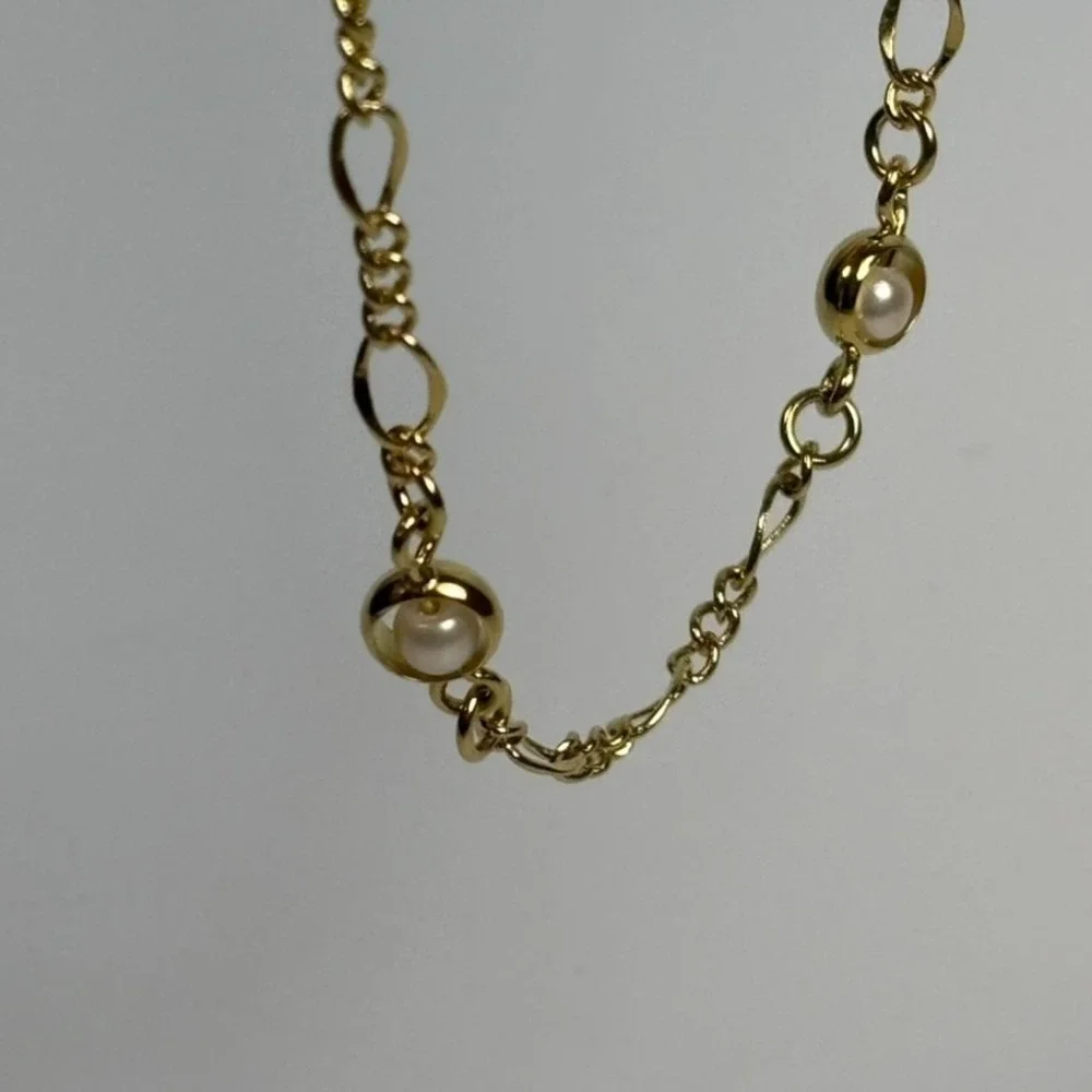 Necklace Captive Pearl Choker Gold Tone Dainty Elegant Piece 16‎ inch